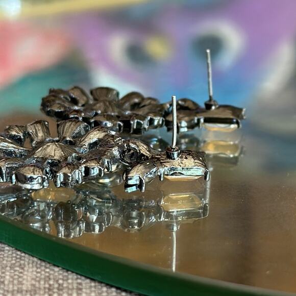 Dangling Earrings with Rhinestones - Picture 7 of 7